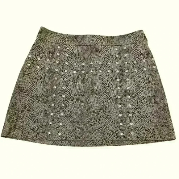 Bar III snake skin mini skirt; size medium - Picture 3 of 6
